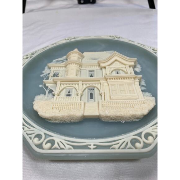 Incolay Studios Victorian Dream Homes Plates 125 Main & 212 Third Ave Lot of 2 - Picture 12 of 15
